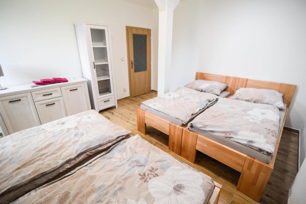 Pension Pod Hvezdami Bozejov Buitenkant foto